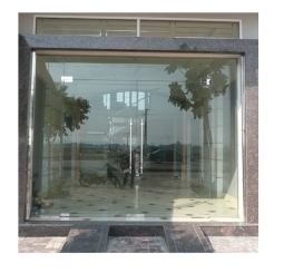 Cửa kính bản lề sàn