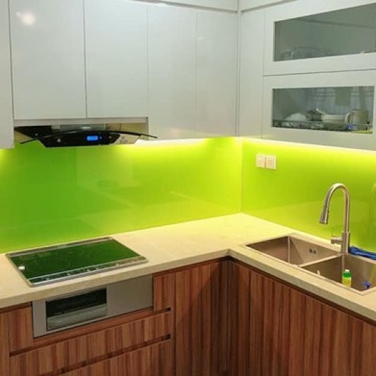 Kính Màu Ốp Bếp